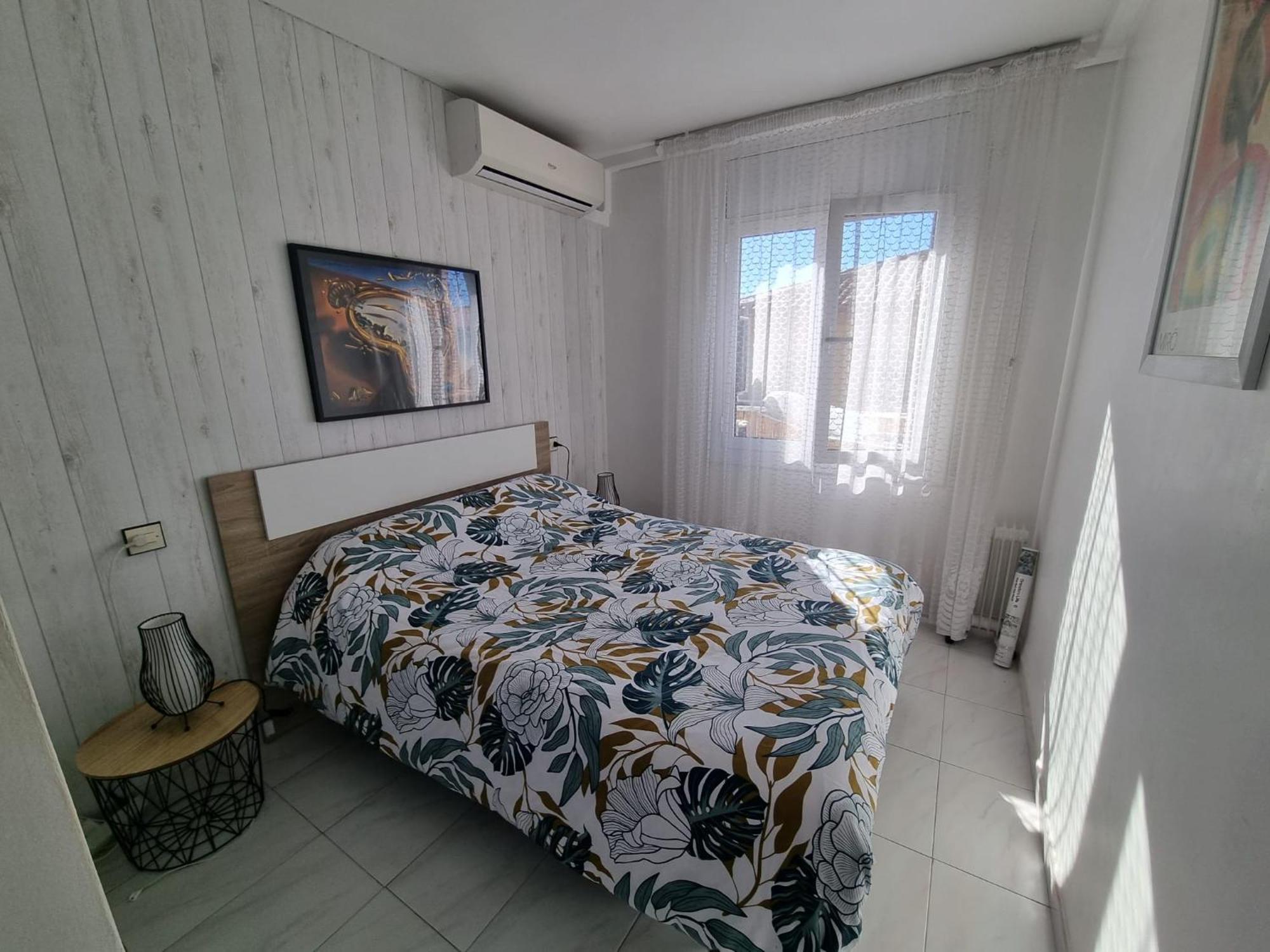 Lovely One Bedroom With Balcony Roses Zewnętrze zdjęcie